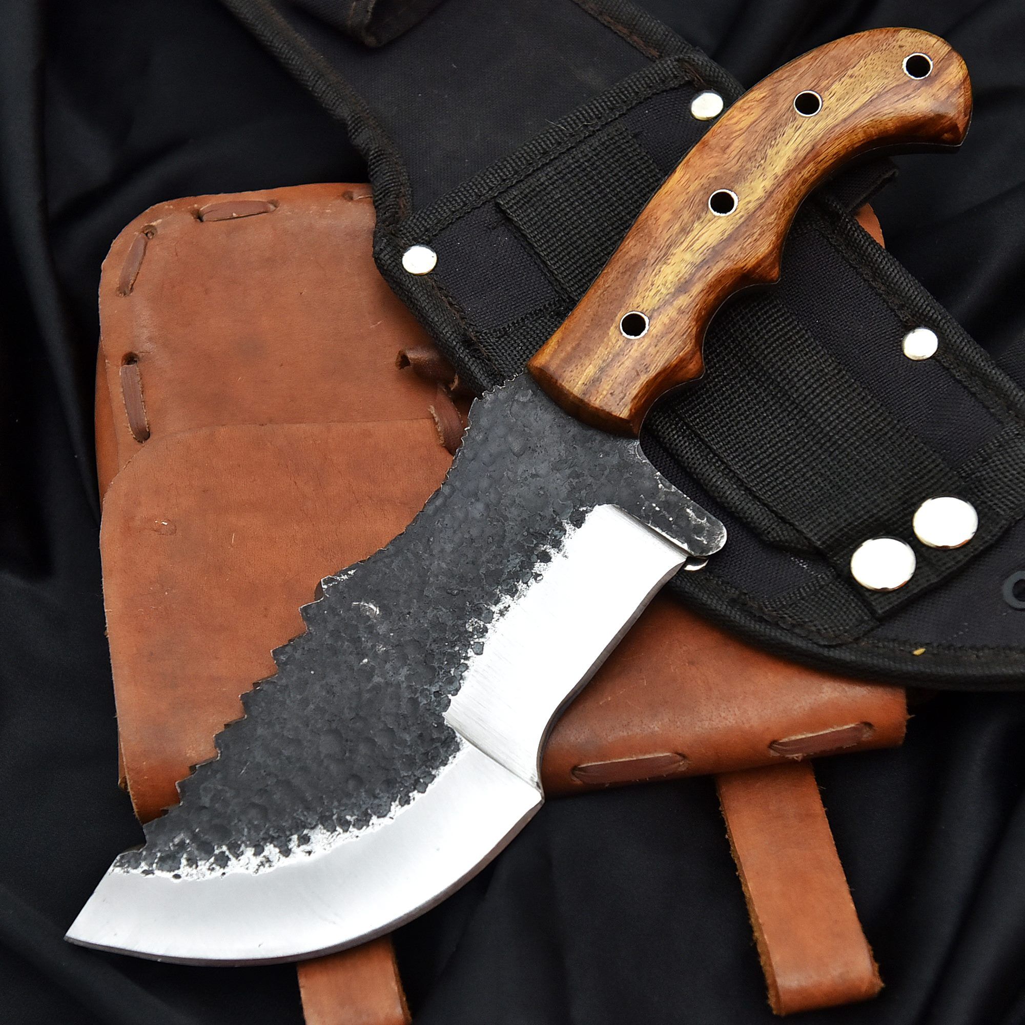 Deer Edge handcrafted outdoor blade product photo