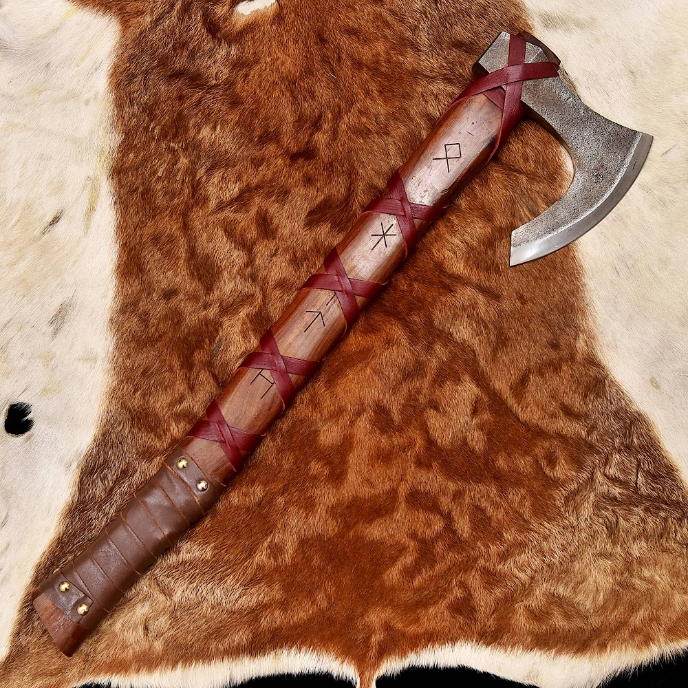 Deer Edge handcrafted outdoor blade product photo