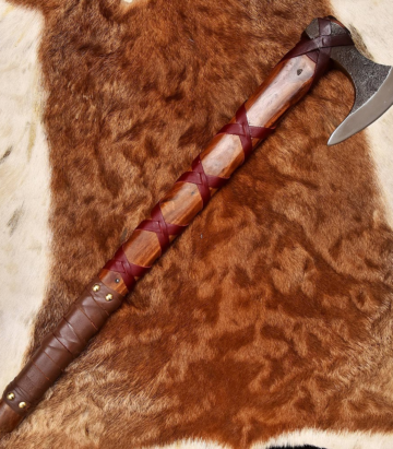 Deer Edge handcrafted outdoor blade product photo