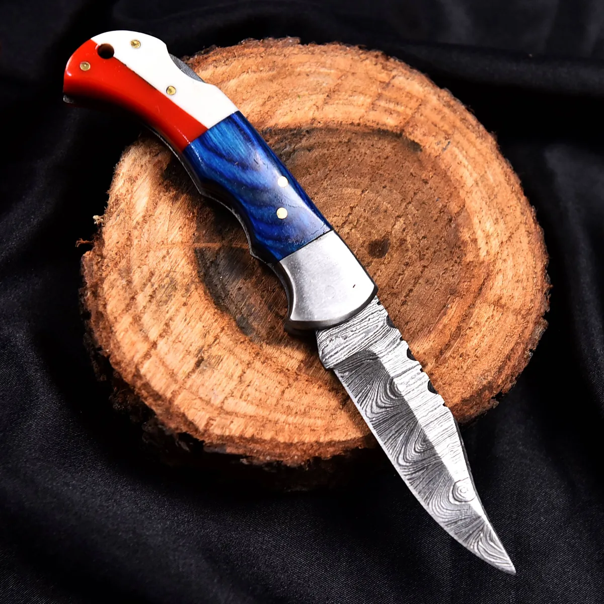 ZHD-08 Handcrafted Damascus Steel Folding Knife with Exotic Handle and Leather Sheath for Collectors and Outdoor Enthusiasts
